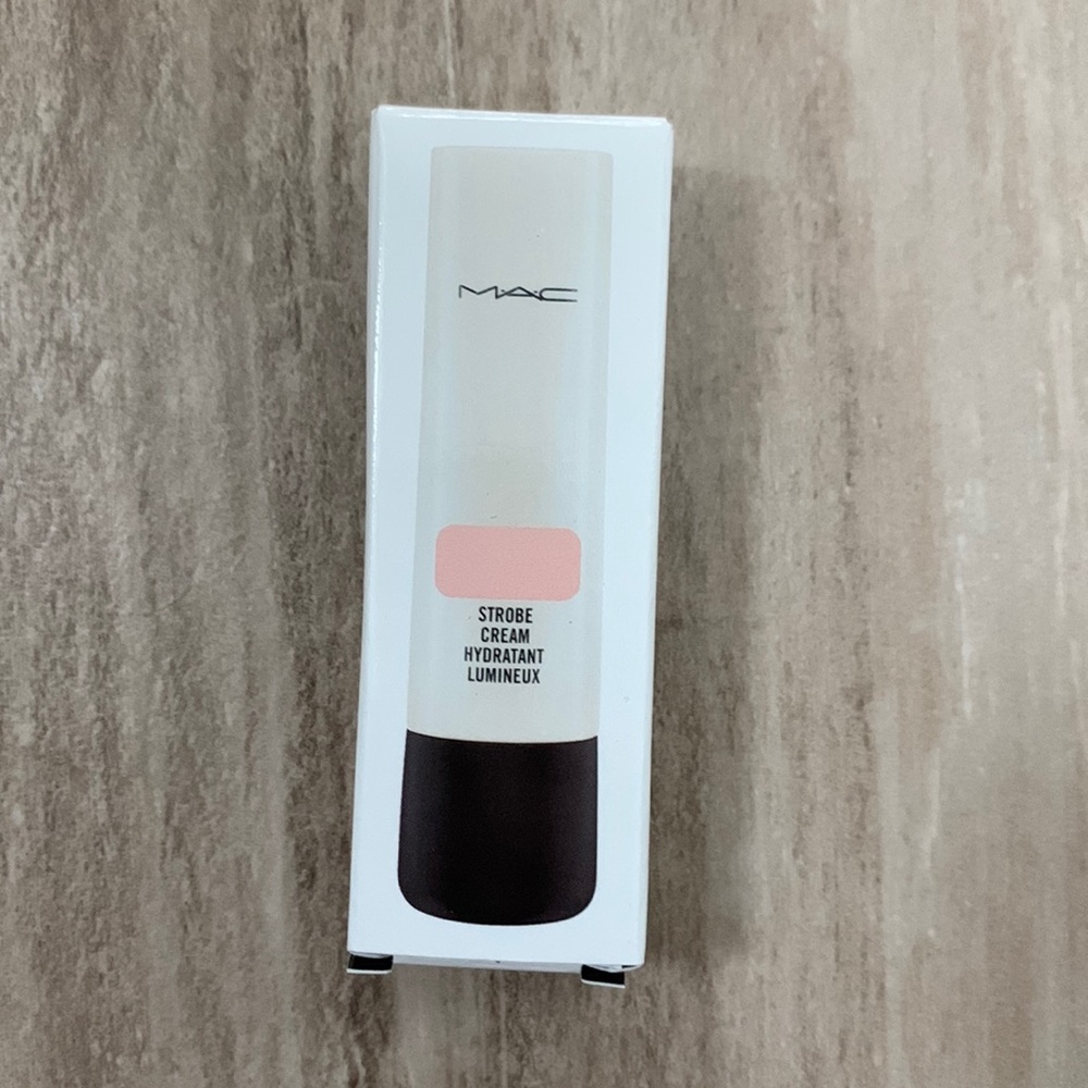 MAC STROBE CREAM IN PINKLITE